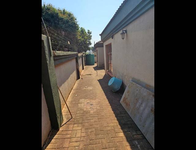 4 BEDROOM PROPERTY TO RENT IN SIBASA